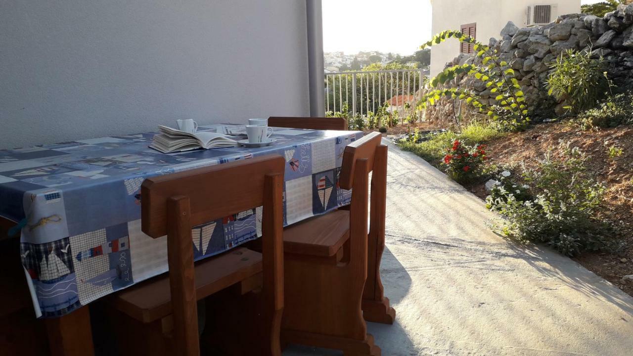 Apartmani Beatrice Mali Lošinj Zewnętrze zdjęcie